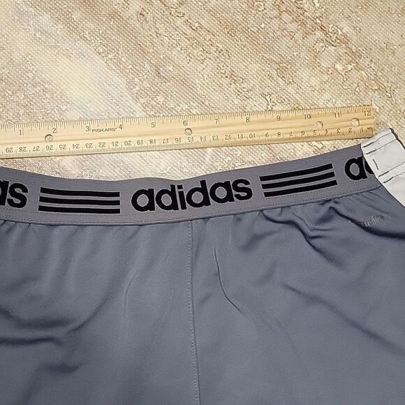 ADIDAS COLBY UNIVERSITY SHORTS SIZE L/XL (NO SHOWN) 36??? X 20 TOP TO BOTTOM - Picture 7 of 8